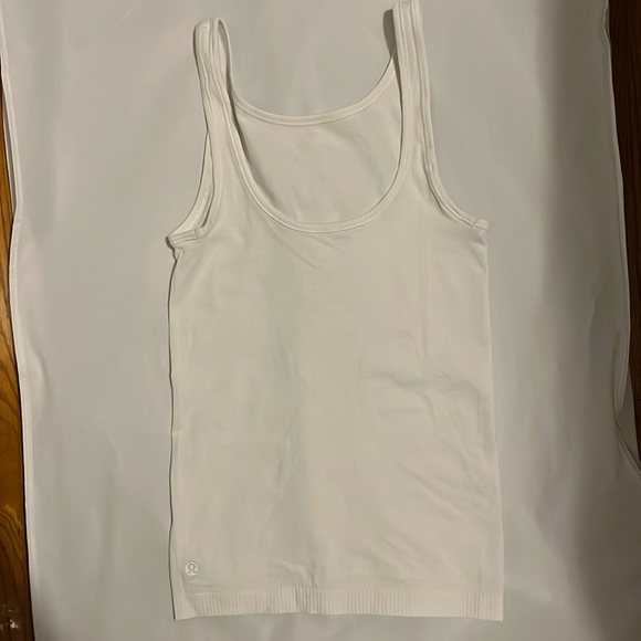 Lululemon tank top white size 4 - Picture 1 of 2